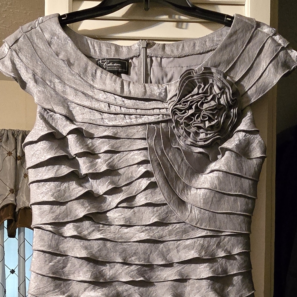 Collection Dressbarn Gray Shimmer Ruffle Tiered Midi Dress Women Sz 8